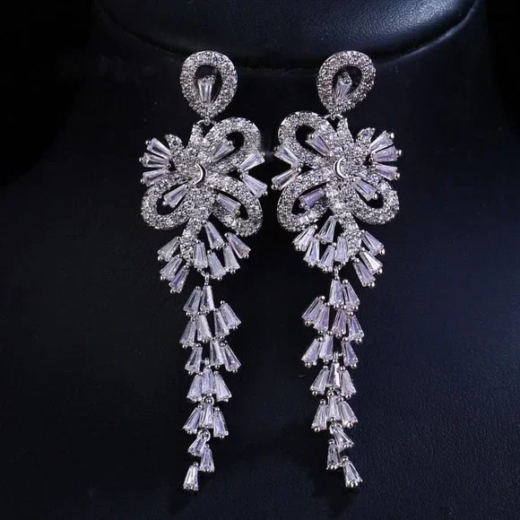 Bridal new CZ Dangling Wedding earrings - Picture 1 of 5